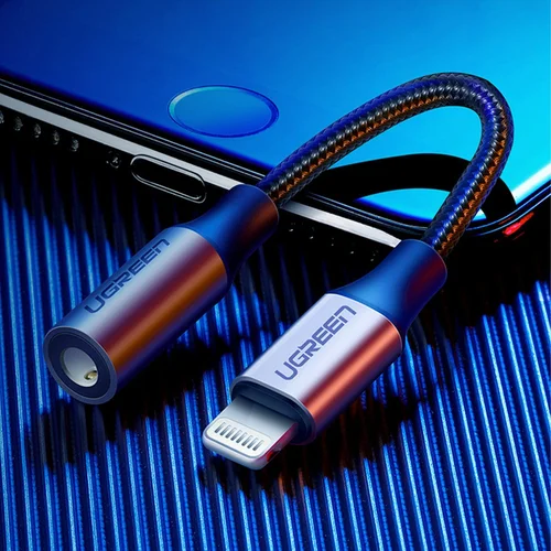 UGREEN Lightning to 3.5mm Jack Adapter (30756) - 2