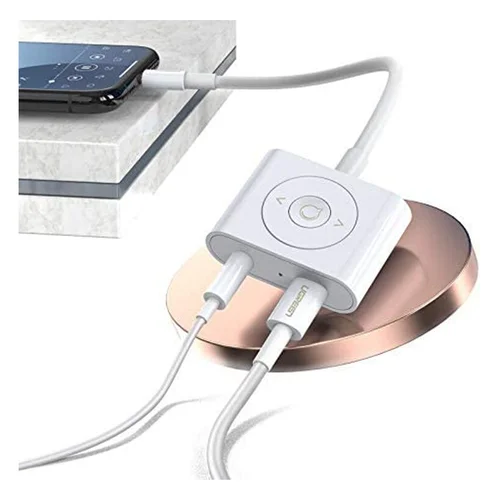 UGREEN Lightning to Lightning + 3.5mm Jack Converter (30760) - 2