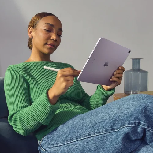 Apple iPad Air 11-inch (6th gen) M2-chip Wi-Fi 256GB Blue /MUWH3/ / Таблет / - 3